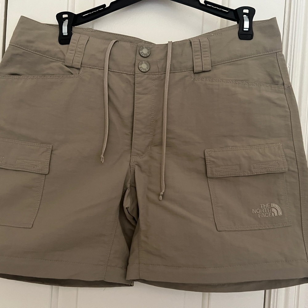 The North Face Women's Khaki Cargo Shorts